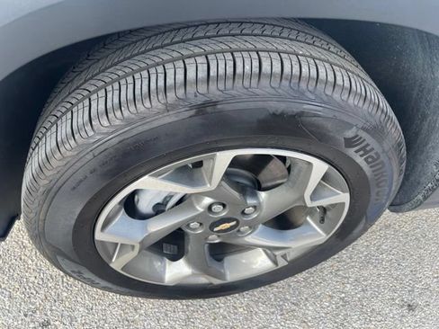 Used 2026 Chevrolet Trax LT FWD image 15