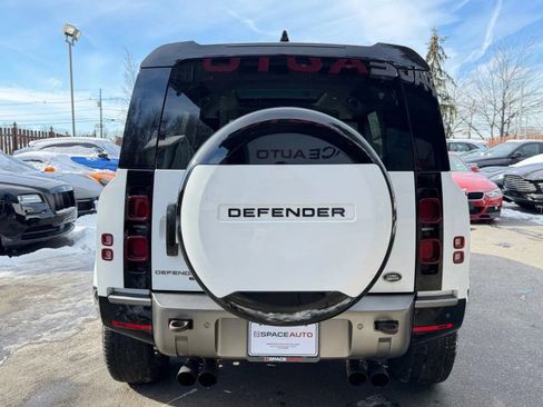 Used 2021 Land Rover Defender 110 X-Dynamic HSE image 6