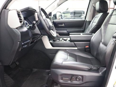 Used 2022 Toyota Tundra SR5 AWD/4WD image 6