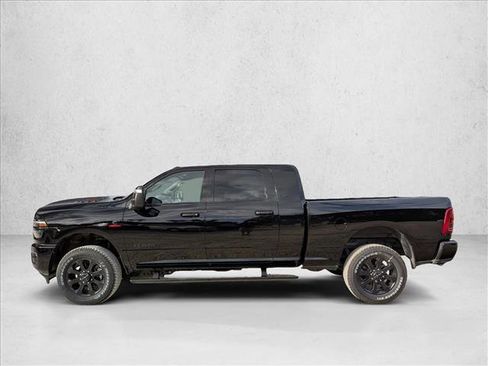 New 2026 RAM 2500 Laramie AWD/4WD image 5