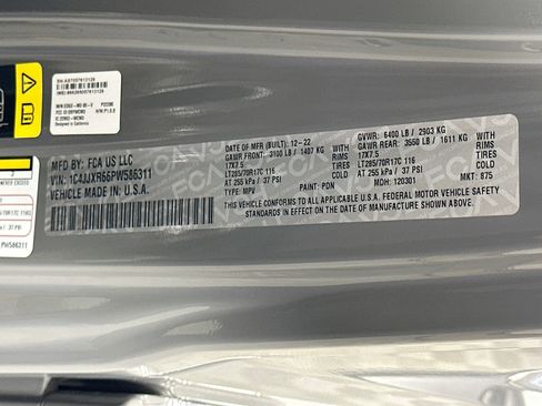 Used 2023 Jeep Wrangler Unlimited Rubicon 4xe AWD/4WD image 12