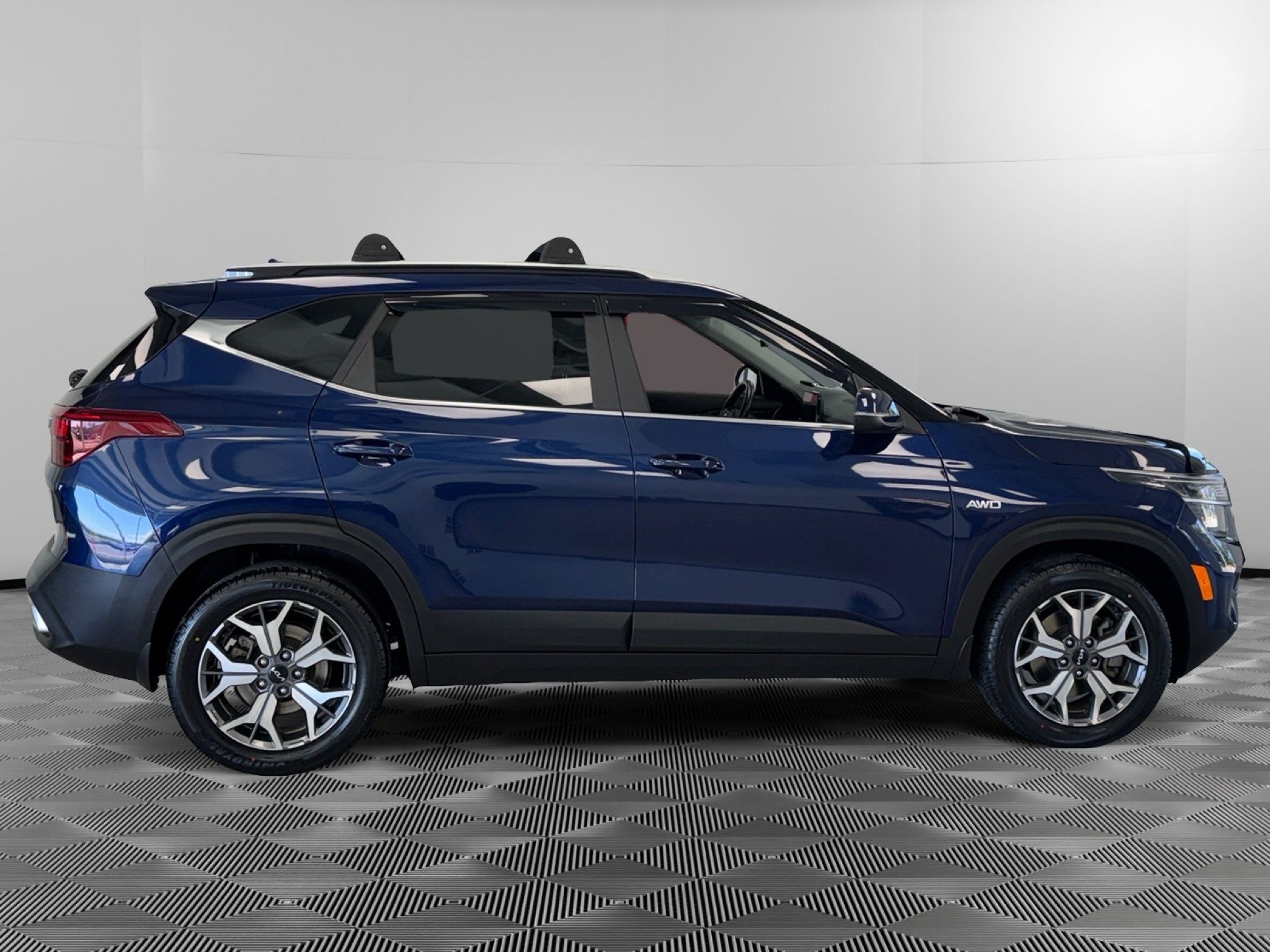 Used 2023 Kia Seltos EX AWD/4WD image 9