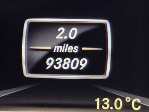 Used 2012 Mercedes-Benz ML 63 AMG 4MATIC image 17