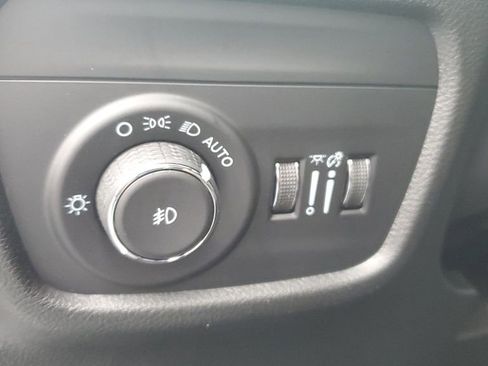 New 2025 Jeep Grand Cherokee Limited image 25