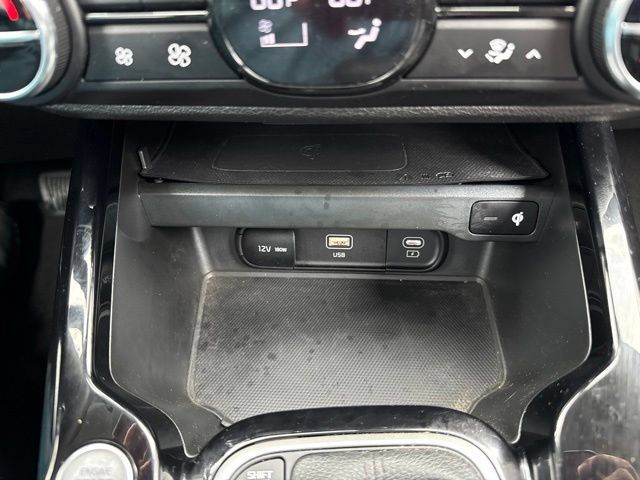 Used 2024 Kia Soul S FWD image 16