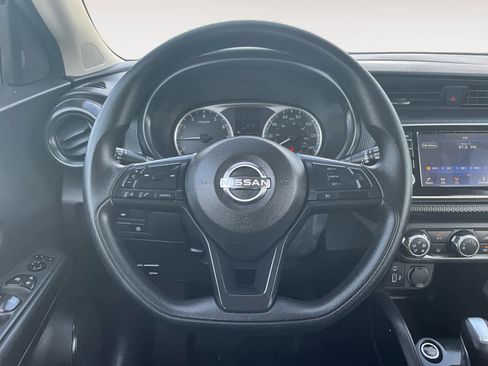 Used 2025 Nissan Kicks Play S FWD image 16