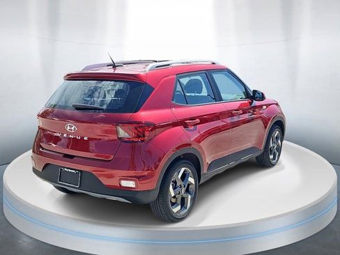 New 2025 Hyundai Venue SEL image 4