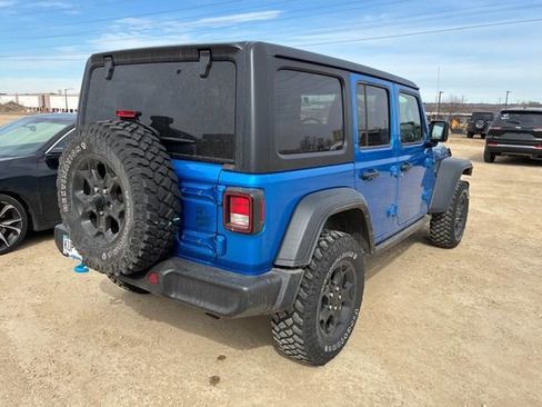 Used 2023 Jeep Wrangler Unlimited w/ 8.4" Radio Group image 15