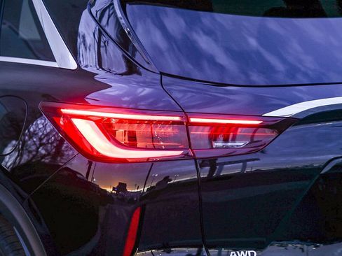 Certified 2025 INFINITI QX50 Pure AWD/4WD image 9
