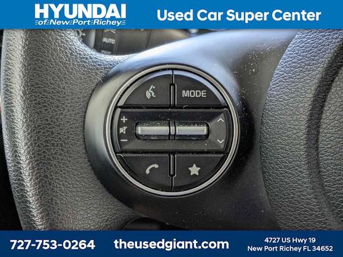 Used 2023 Kia Soul LX w/ LX Technology Package FWD image 25