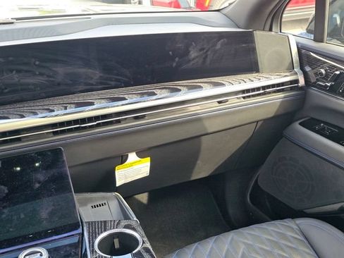 Certified 2025 Cadillac Escalade IQ Sport 1 AWD/4WD image 20