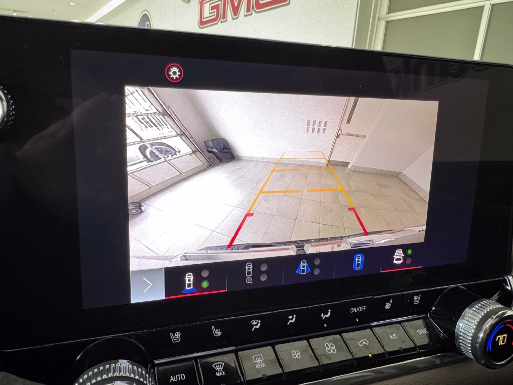 Certified 2024 GMC Canyon Denali w/ LPO, Denali Black Edition AWD/4WD image 20