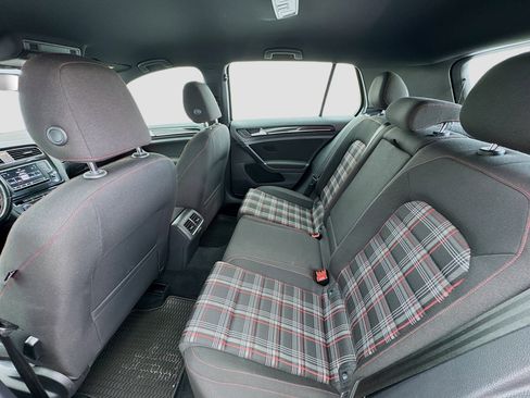 Used 2017 Volkswagen GTI Sport image 15