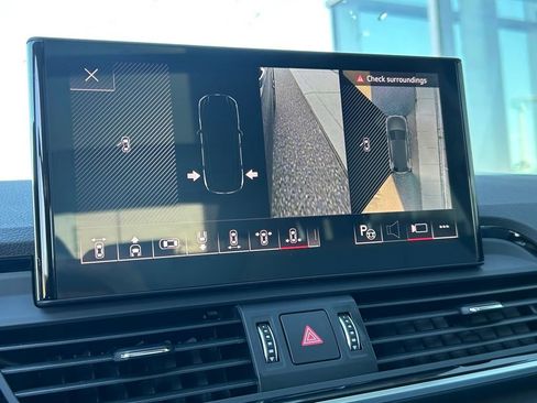 Used 2025 Audi Q5 Prestige image 34