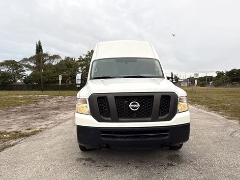 Used 2020 Nissan NV 3500 SV image 7