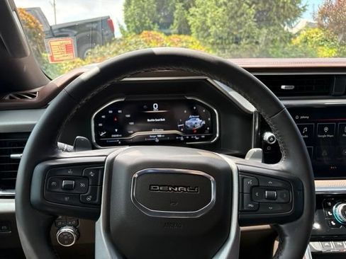 Used 2024 GMC Sierra 1500 Denali w/ Denali Reserve Package AWD/4WD image 23
