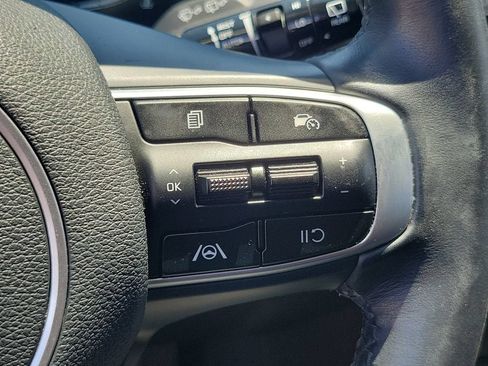 Used 2024 Kia Sportage EX FWD image 23