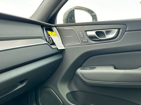 New 2026 Volvo XC60 B5 Ultra w/ Protection Package Premier image 23