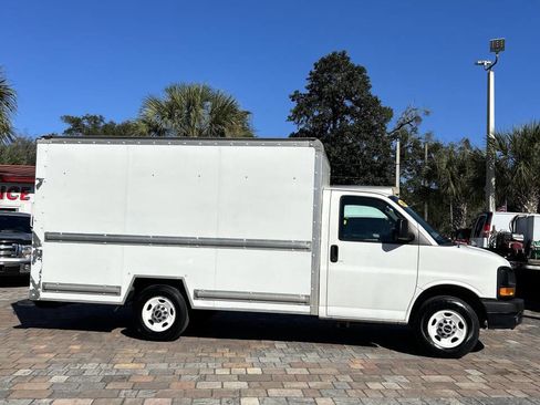 Used 2012 GMC Savana 3500 image 4