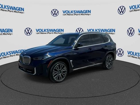 Used 2025 BMW X5 sDrive40i w/ Premium Package RWD image 4