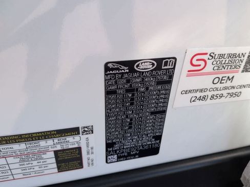 New 2026 Land Rover Range Rover Long Wheelbase SE AWD/4WD image 39