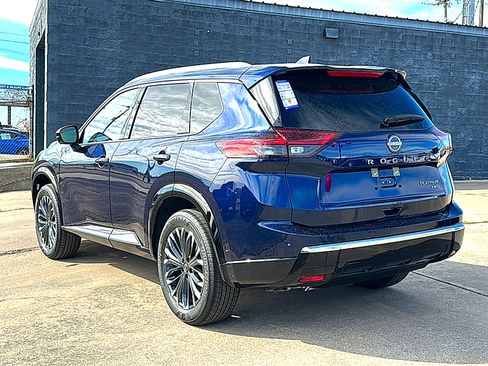 New 2026 Nissan Rogue Platinum w/ Platinum Premium Package image 6