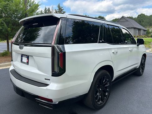 Used 2024 Cadillac Escalade Sport Platinum w/ LPO, ONYX Package AWD/4WD image 28
