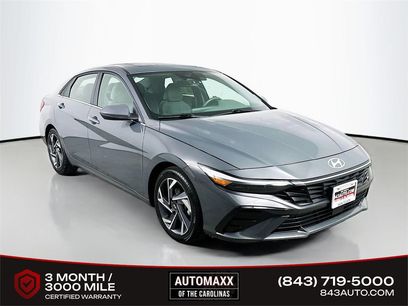 Used 2025 Hyundai Elantra SEL