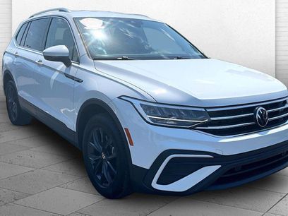 Used 2024 Volkswagen Tiguan SE
