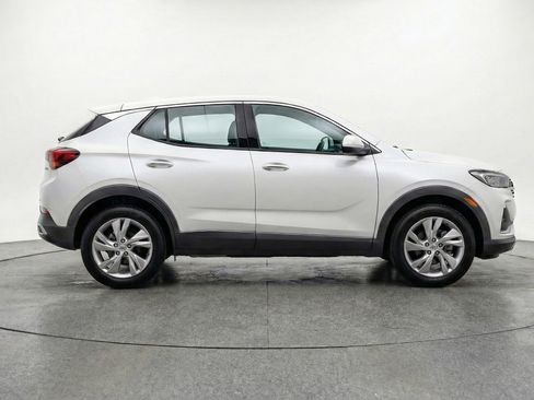 Used 2025 Buick Encore GX Preferred FWD image 11