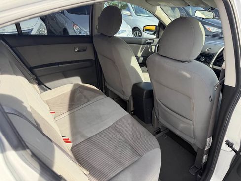 Used 2012 Nissan Sentra 2.0 SR w/ Convenience Pkg image 16