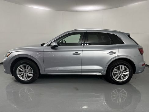Used 2023 Audi Q5 2.0T Premium w/ Convenience Package AWD/4WD image 30