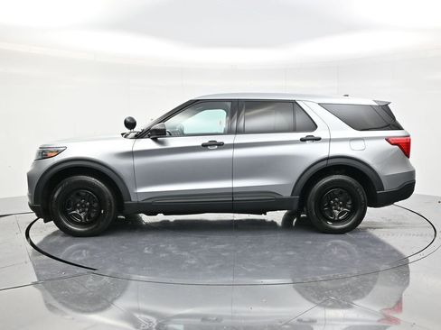 Used 2024 Ford Explorer 4WD Police Interceptor image 8
