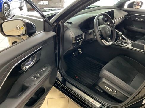 Certified 2025 Acura ADX A-Spec AWD/4WD image 10
