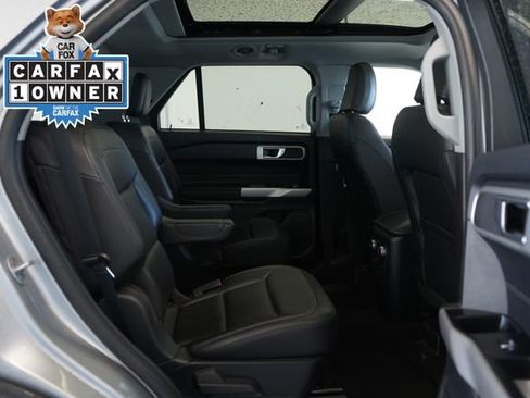 Used 2023 Ford Explorer XLT w/ Equipment Group 202A AWD/4WD image 31
