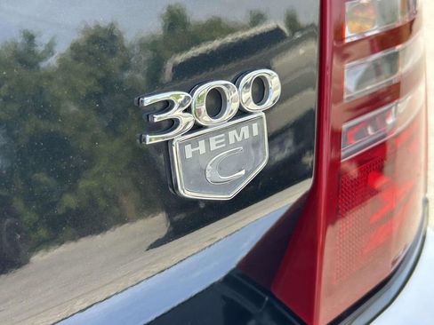 Used 2006 Chrysler 300 C RWD image 18