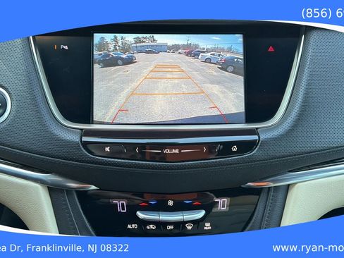Used 2017 Cadillac XT5 FWD w/ LPO, Wheel Lock Package image 13