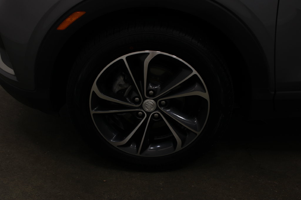 Used 2022 Buick Encore GX Select FWD image 27