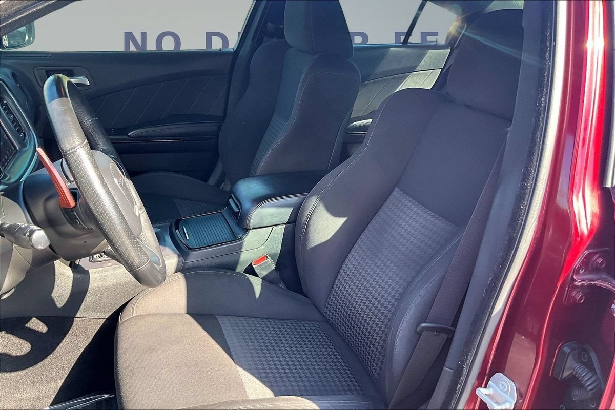 Used 2019 Dodge Charger GT w/ Driver Confidence Group RWD image 17