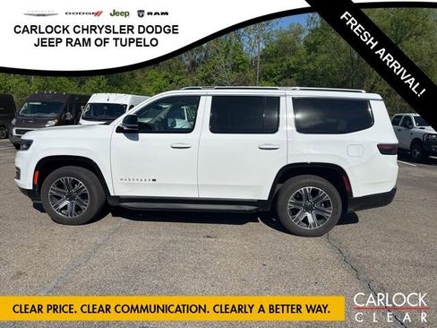 Used 2024 Jeep Wagoneer 4WD w/ Premium Group I image 10