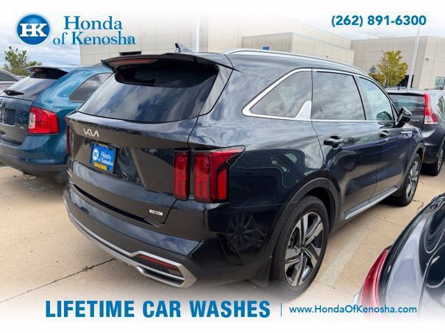Used 2023 Kia Sorento SX Prestige w/ Panoramic Sunroof Package AWD/4WD image 2