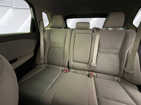 Used 2023 Nissan Rogue SV image 18