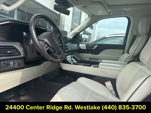 Used 2022 Lincoln Navigator L Black Label image 6