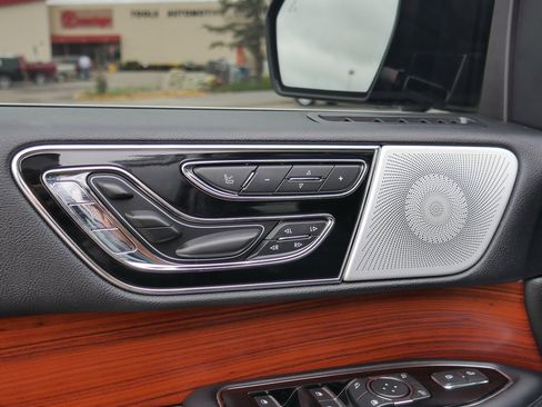 Used 2019 Lincoln Navigator L Reserve image 80