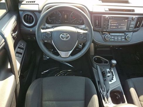 Used 2016 Toyota RAV4 XLE image 11