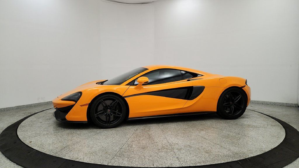 Used 2016 McLaren 570S Coupe RWD image 2