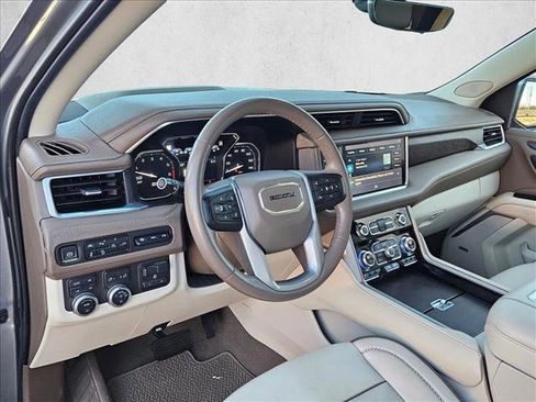 Certified 2021 GMC Yukon Denali w/ Denali Ultimate Package image 10