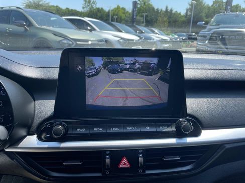 Used 2023 Kia Forte LXS FWD image 21