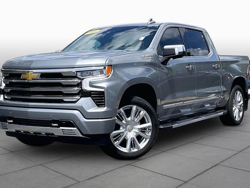Used 2026 Chevrolet Silverado 1500 High Country w/ High Country Premium Package AWD/4WD image 1