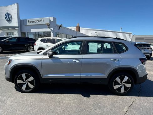 Certified 2025 Volkswagen Taos S AWD/4WD image 4